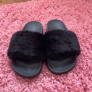 Steve Madden fur slides
